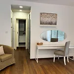 3 Bedroom Oceanfront Oasis For Memorable Vacations *
