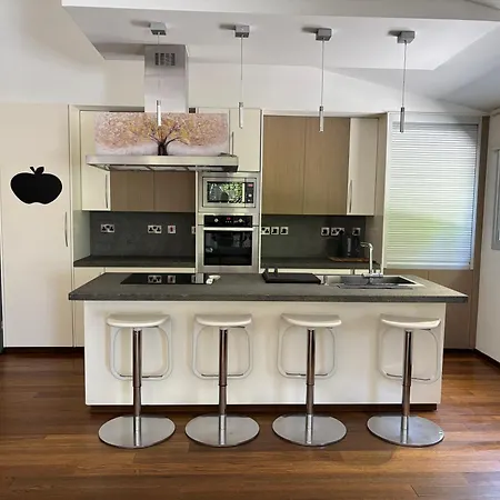 Holiday home 3 Bedroom Oceanfront Oasis For Memorable Vacations Voroklini