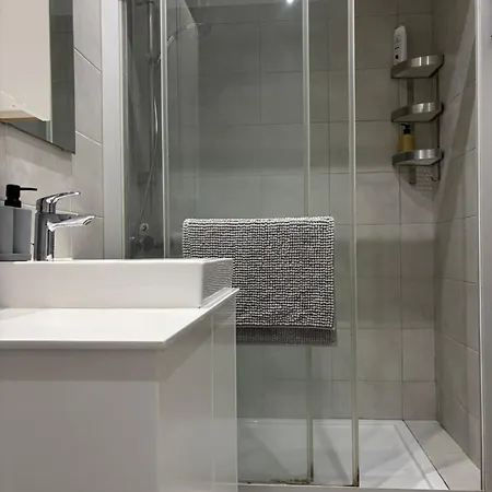 Holiday home 3 Bedroom Oceanfront Oasis For Memorable Vacations *