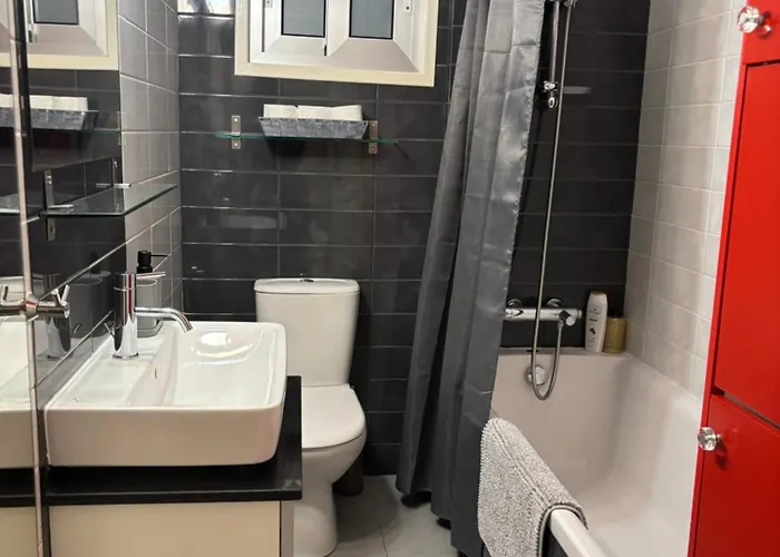 3 Bedroom Oceanfront Oasis For Memorable Vacations 度假居